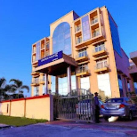 Hotel The Fern Residency Haridwār Exteriér fotografie