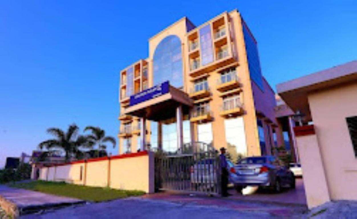 Hotel The Fern Residency Haridwār Exteriér fotografie